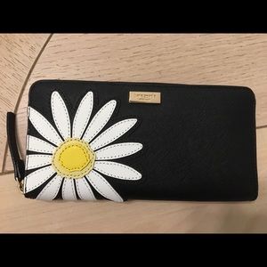 NWOT Kate Spade | Down the rabbit hole zip wallet